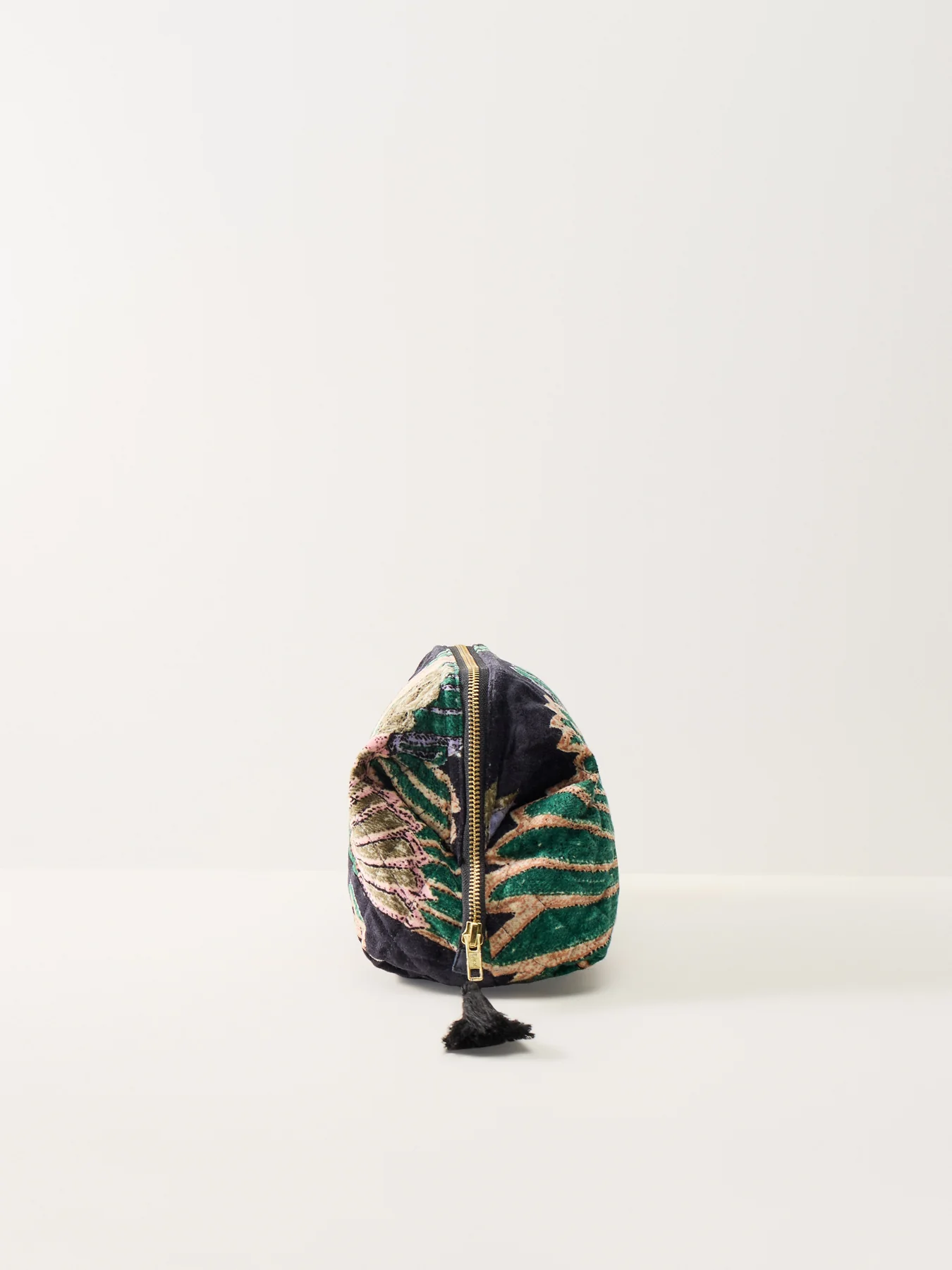 Crane Velvet Pouch Emerald - Image 3