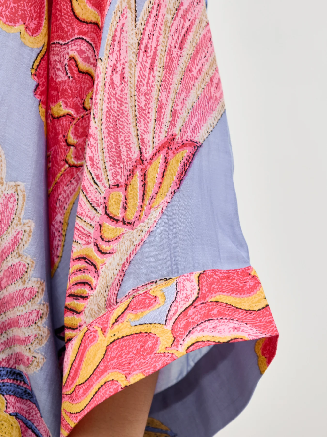 Crane Print Short Kimono Blue - Image 3