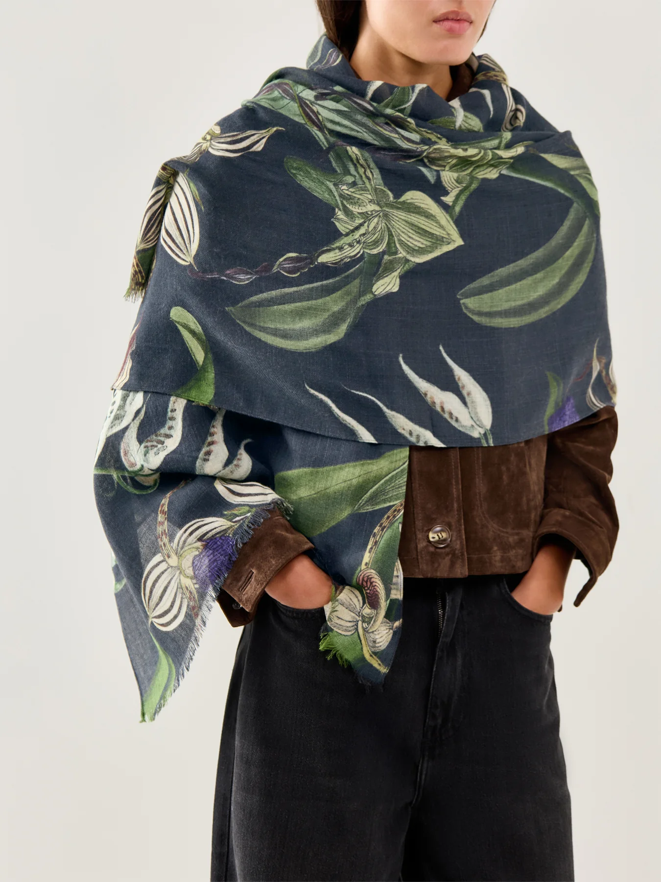 Orchid Black Wool Scarf - Image 2