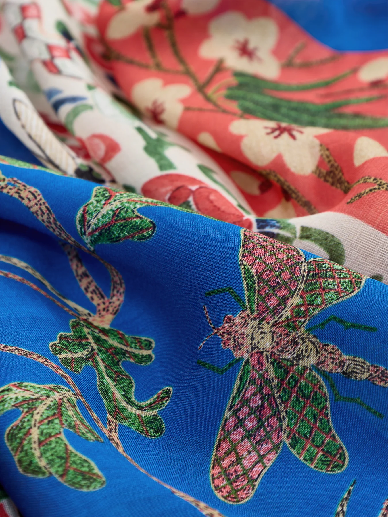 Ribbons Print Scarf Blue - Image 3