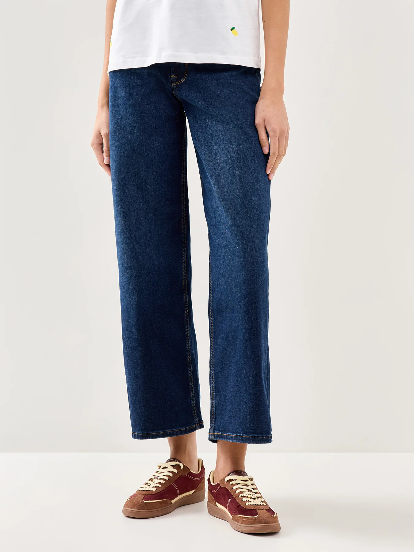 Madison High Waist Wide Leg Jeans Blue - Image 4
