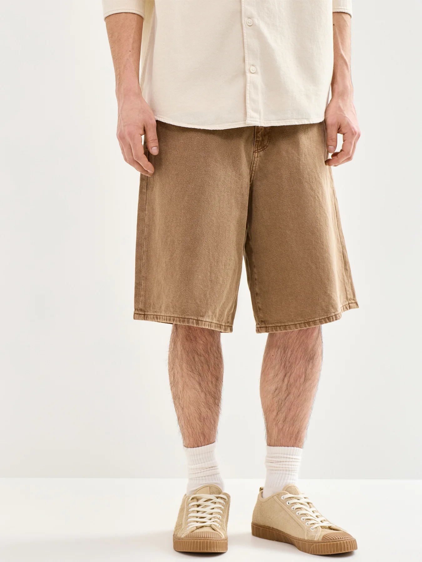Carl Denim Shorts Brown - Image 4