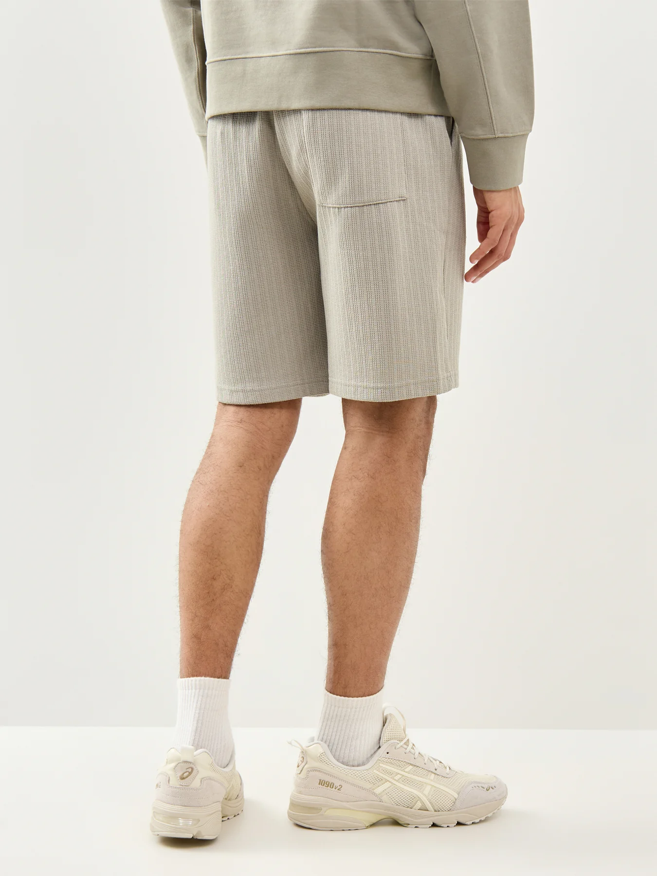 Trey Formal Shorts Grey - Image 5