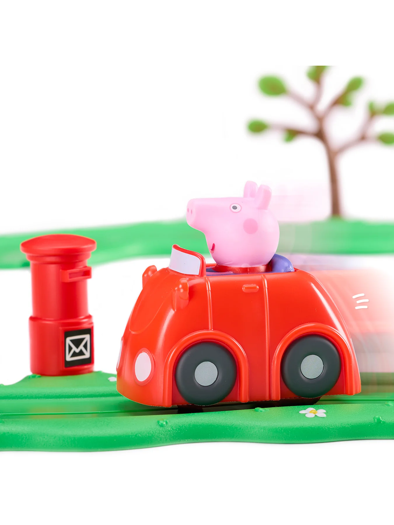 Peppa Pig Whizz Around Peppas Little Red Car Set - Image 3