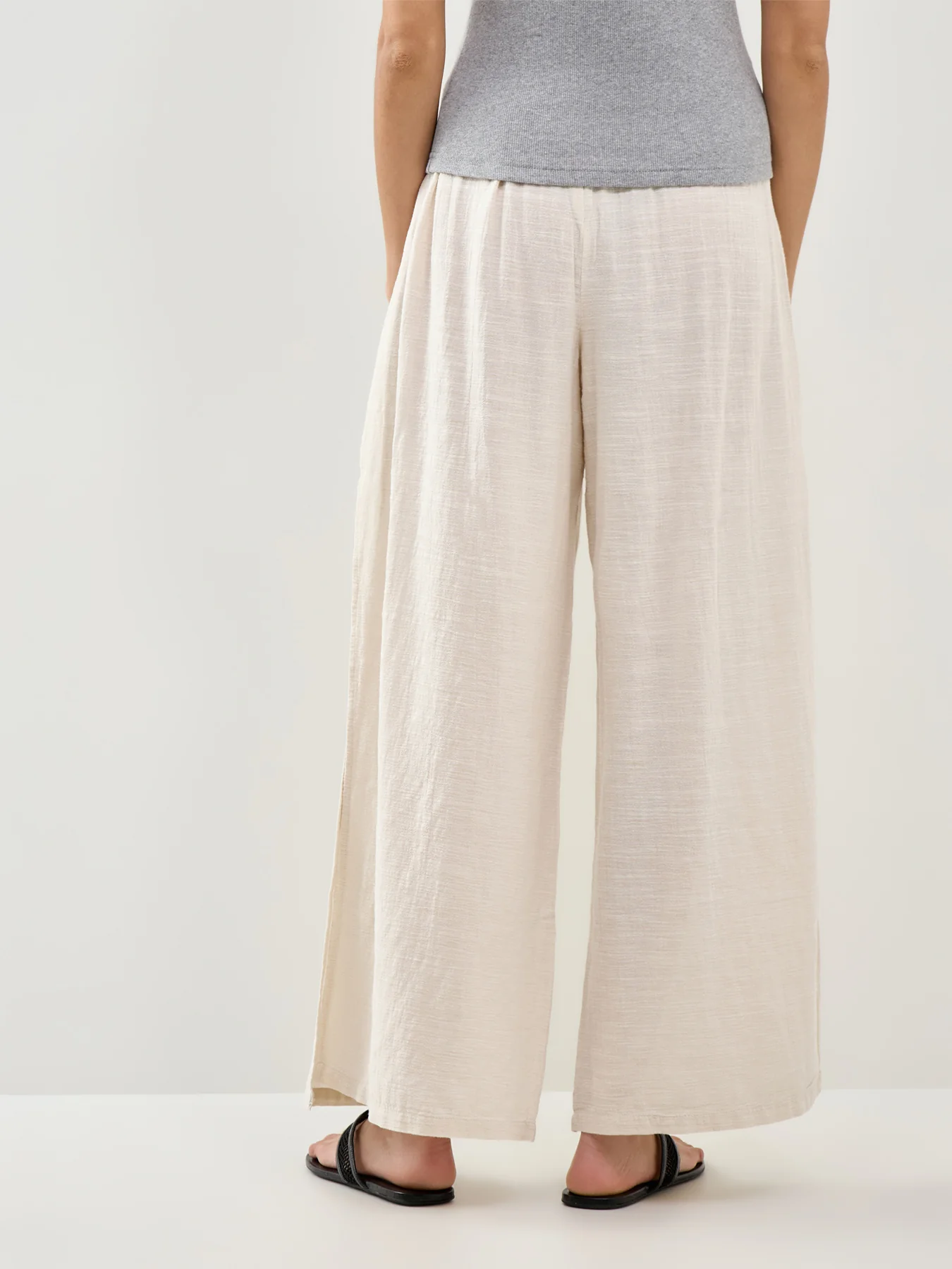Agnes High Slit Beach Trousers Beige - Image 4