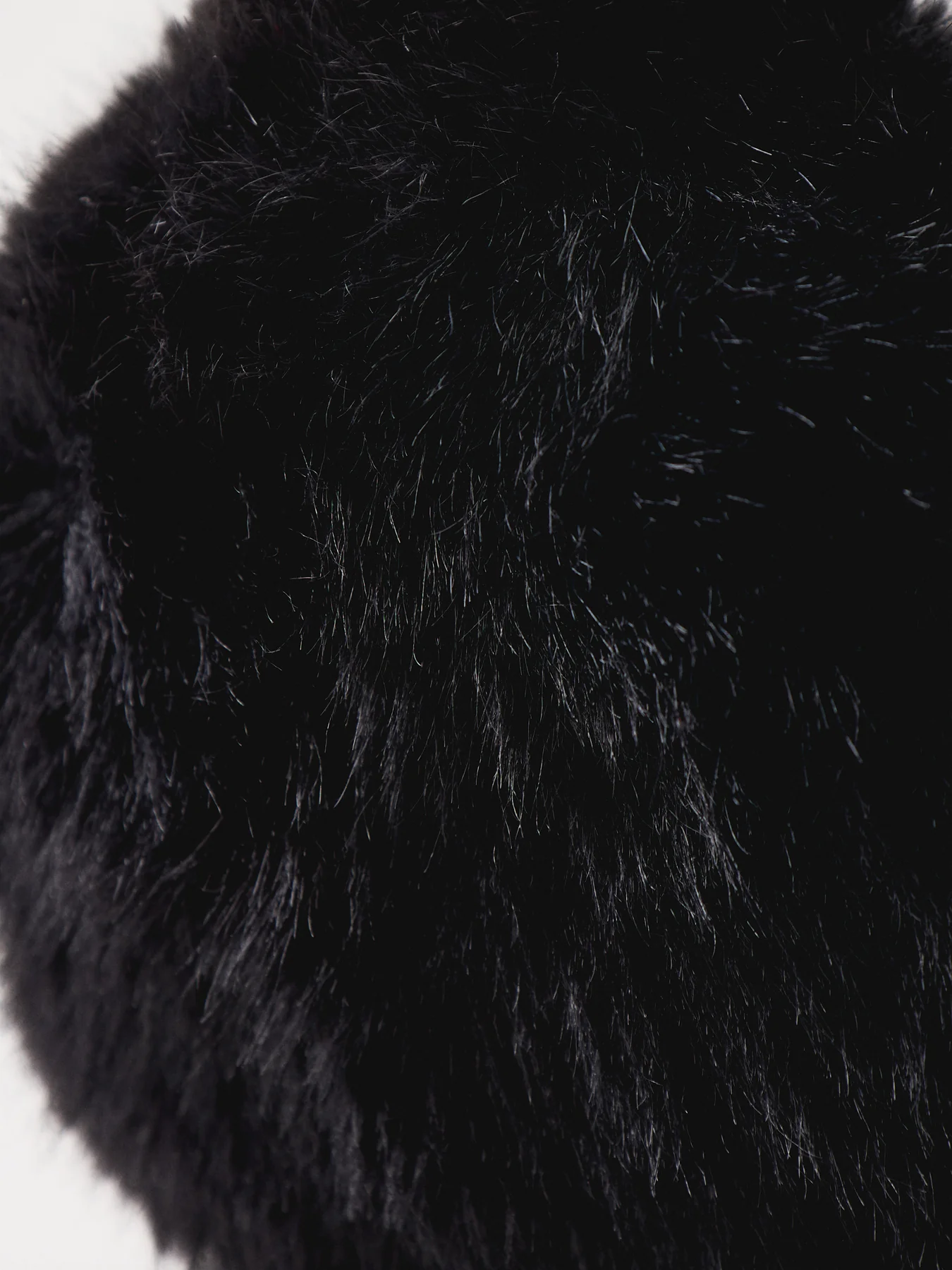 Jutlandia Black Faux Fur Earmuffs - Image 3