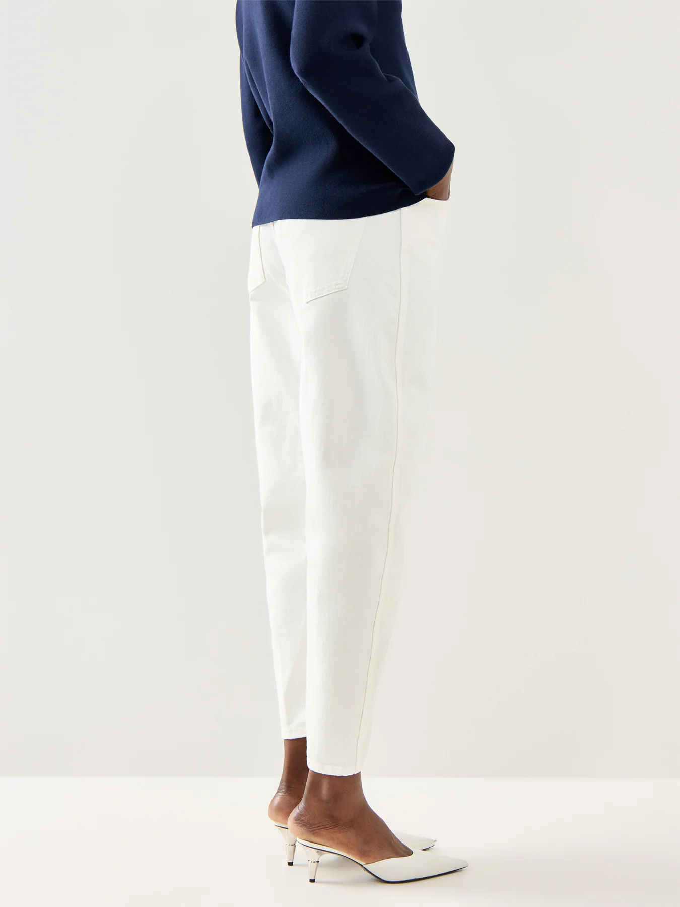 Tapered Straight Ankle Straight Jean Crocus Wsh - Image 5