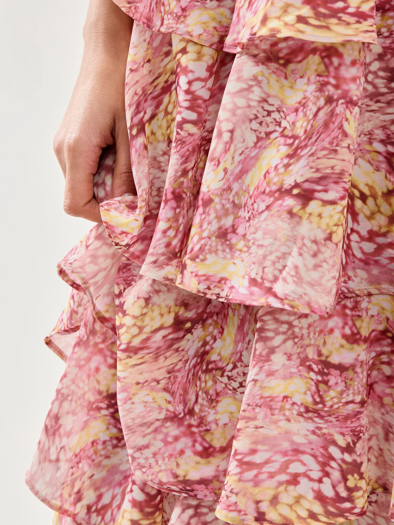 Lissy Ruffle Midaxi Dress Berry - Image 3