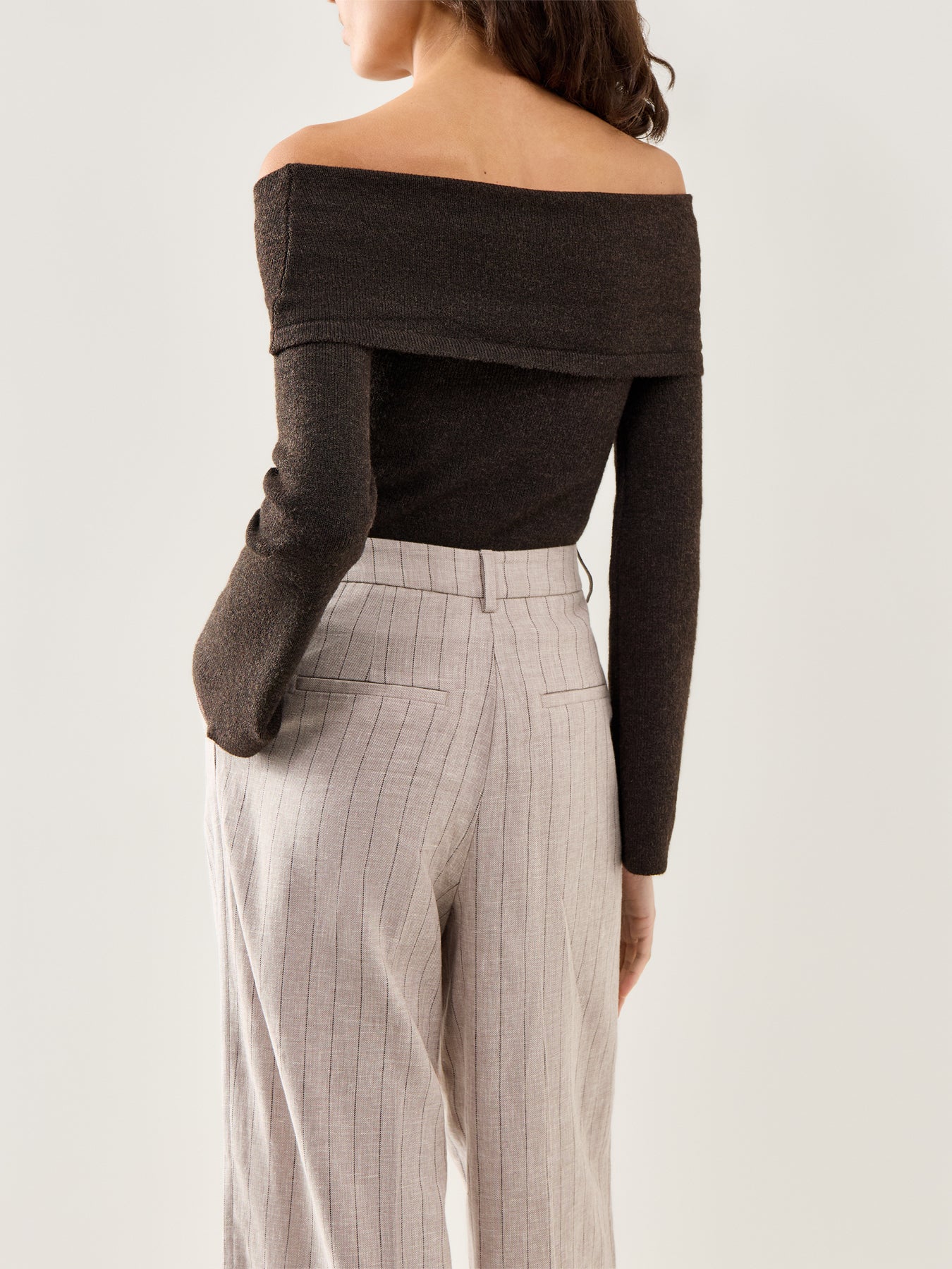 Tilda Bardot Bow Knit Top Brown - Image 5