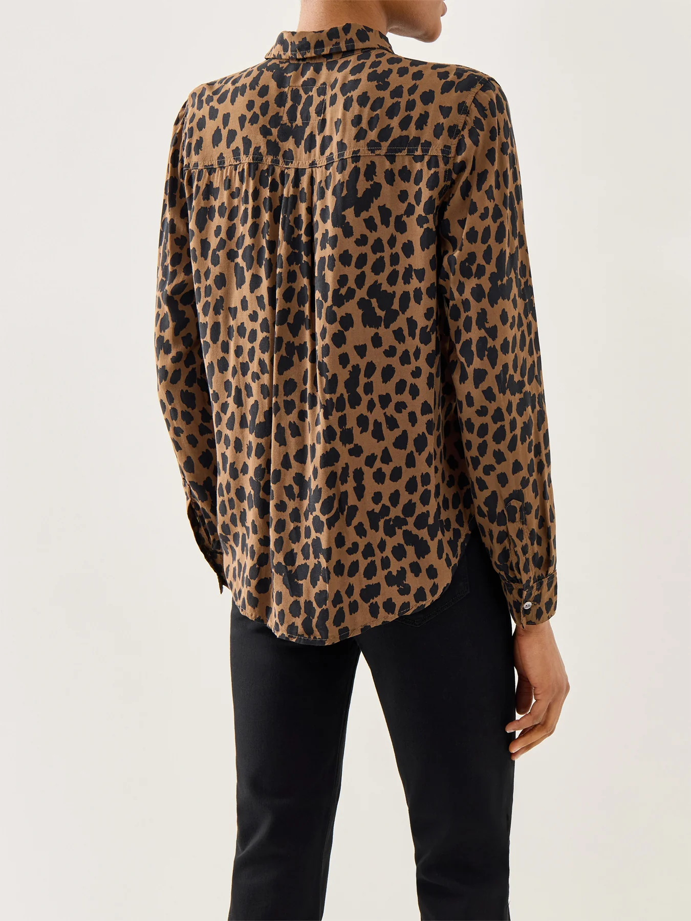 Josephine Shirt Leopard Print Brown - Image 5