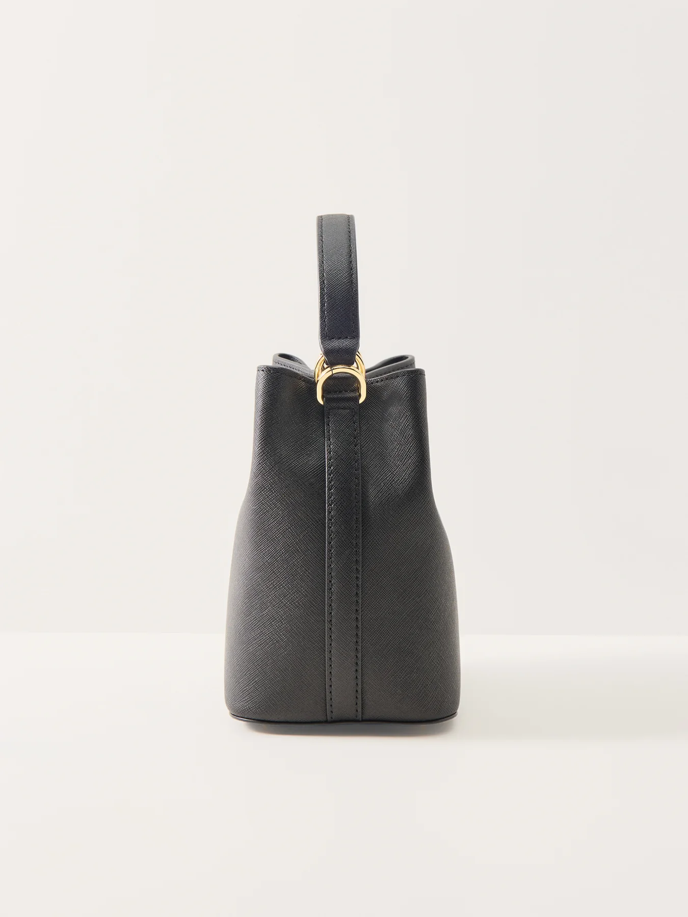 Reese Crosshatch Leather Small Bag Black - Image 4