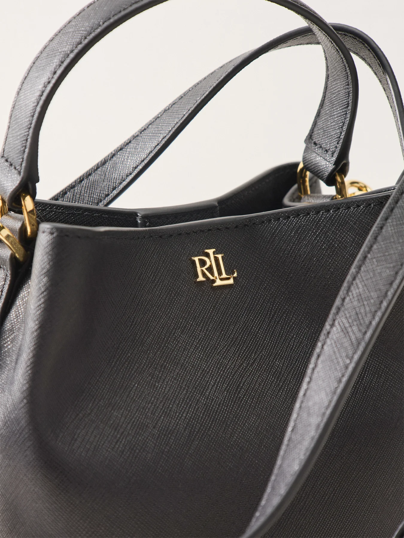 Reese Crosshatch Leather Small Bag Black - Image 5