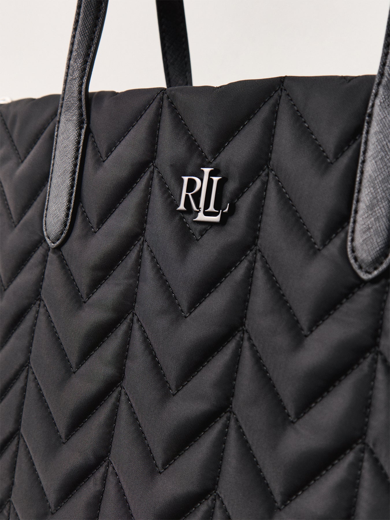Stevie Quilted Top Zip Tote Black - Image 5