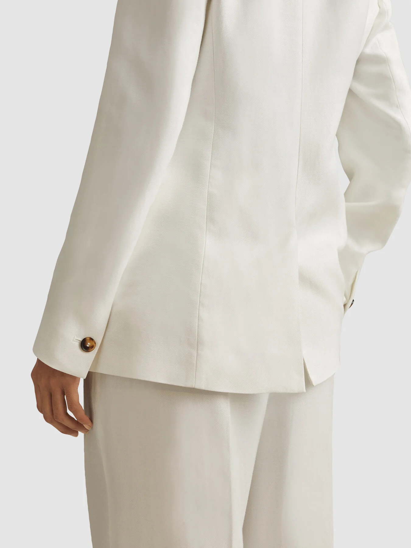 Lori Viscose-Linen Double Breasted Suit Blazer - Image 4