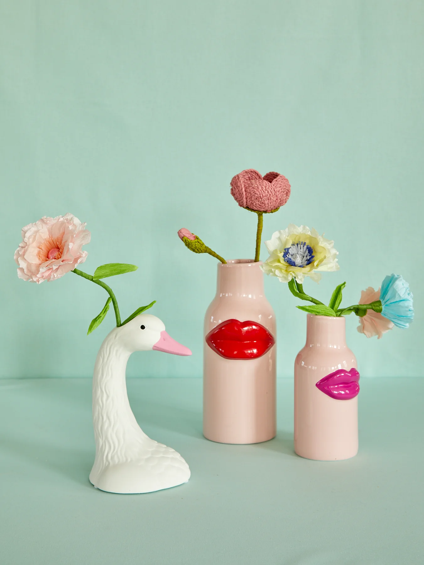 Large Ceramic Vase with Lips Pink - Image 2