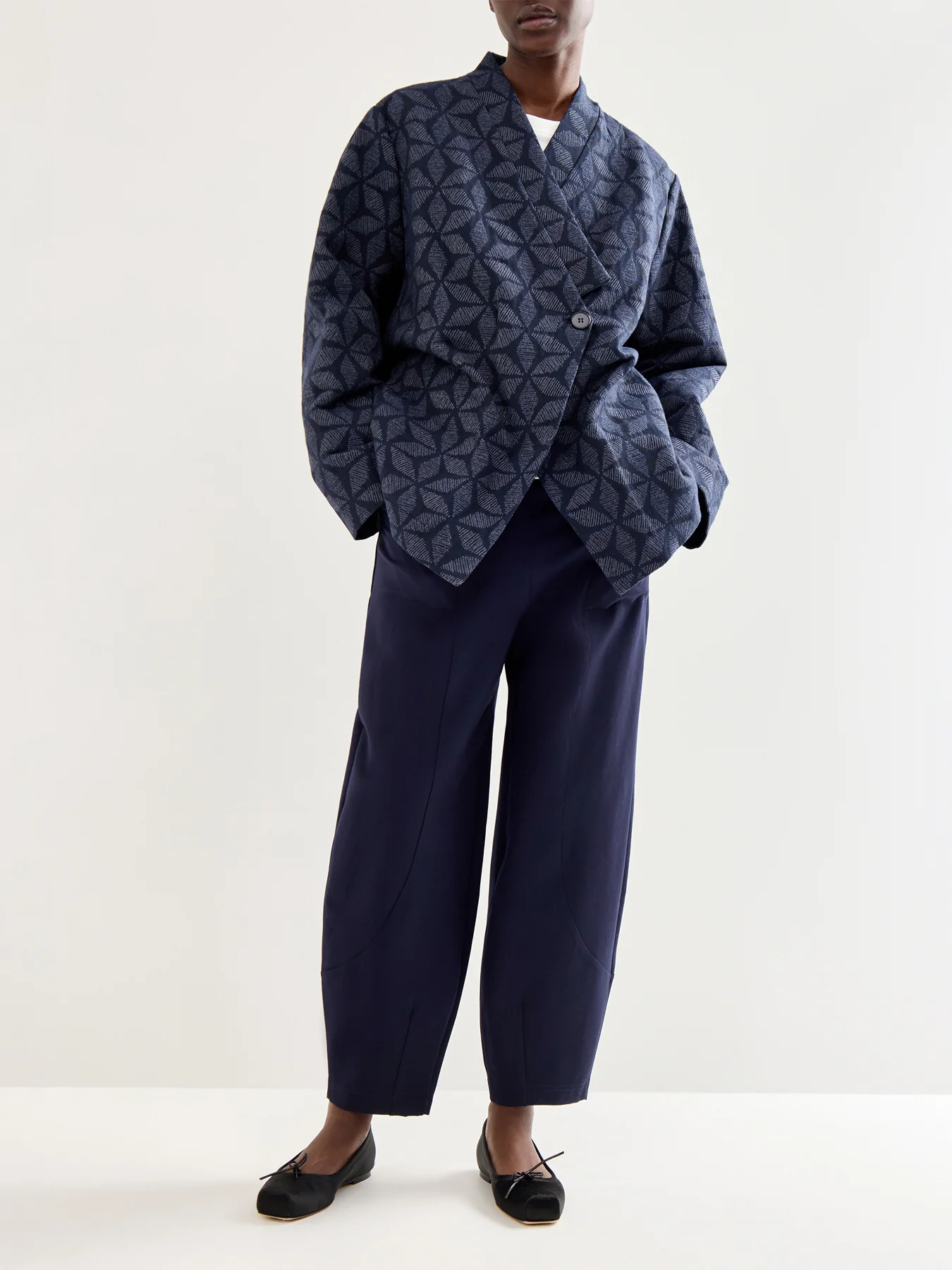 Ponte Bubble Trouser Black - Image 2