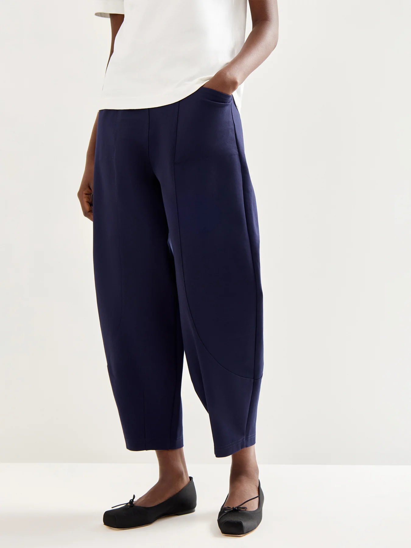 Ponte Bubble Trouser Black - Image 4