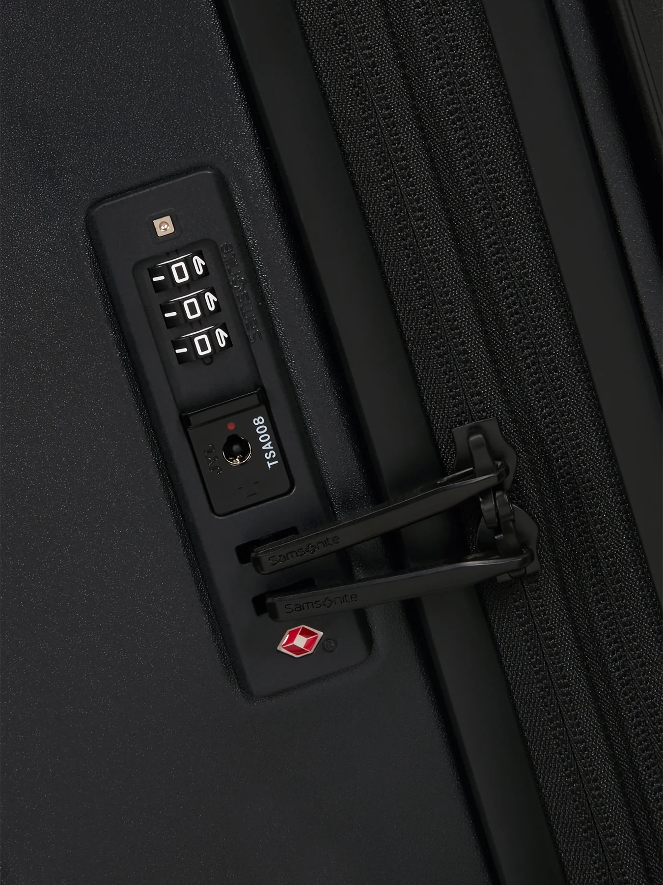 Fyrm Medium Expandable Spinner Suitcase 67cm Grey - Image 4