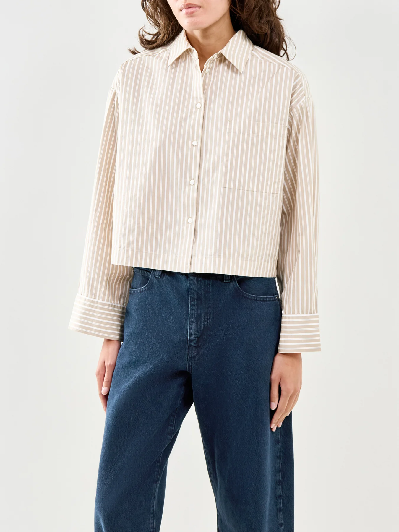 Astha Cropped Boxy Shirt Cream - Image 4