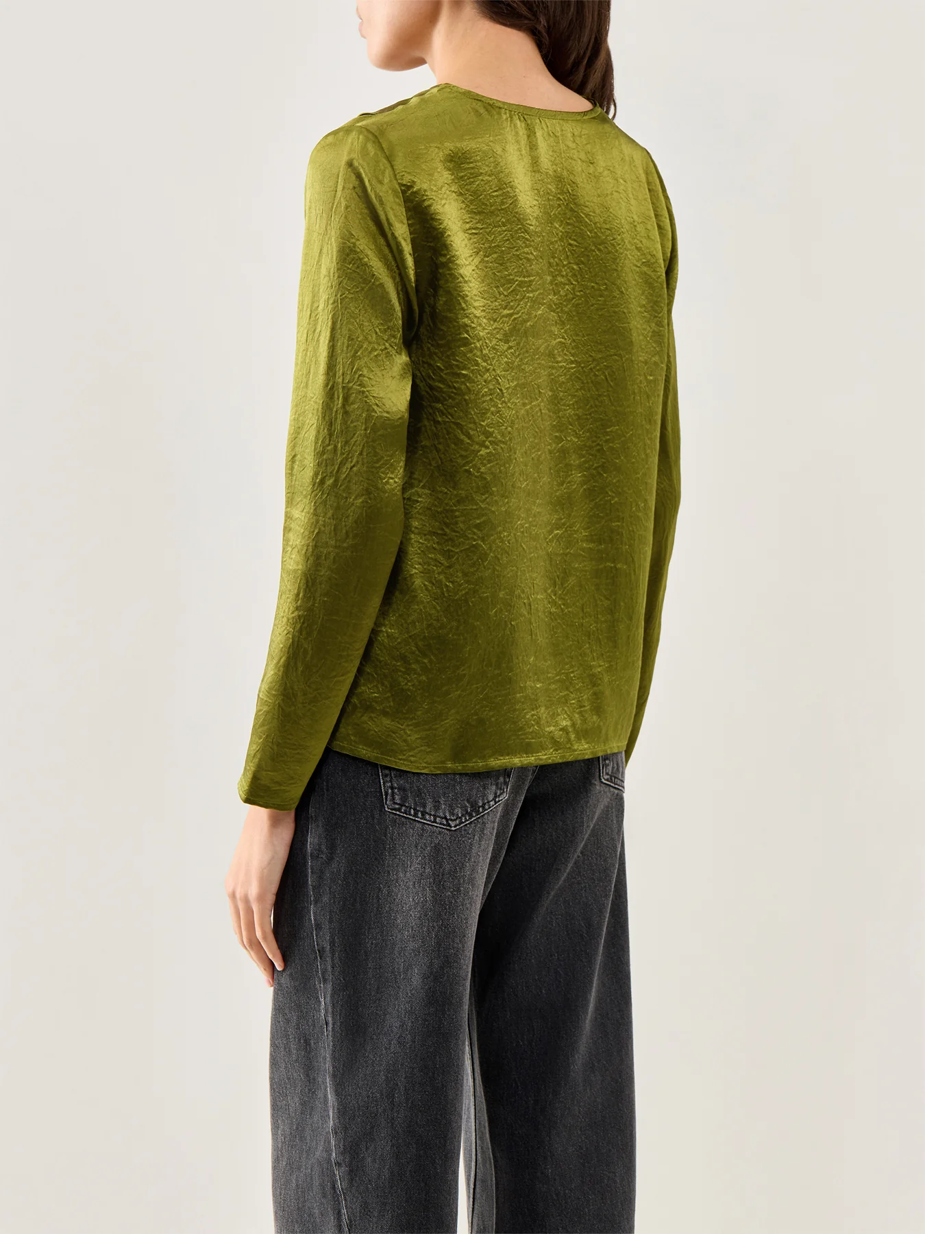 Selene Long-Sleeve V-Neck Top Green - Image 5