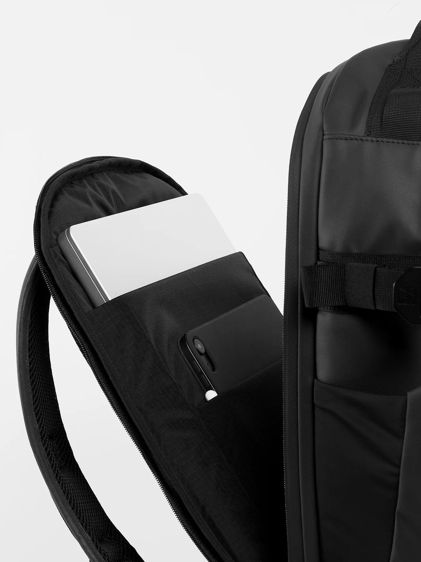 Hybrid 30L Backpack Black - Image 5