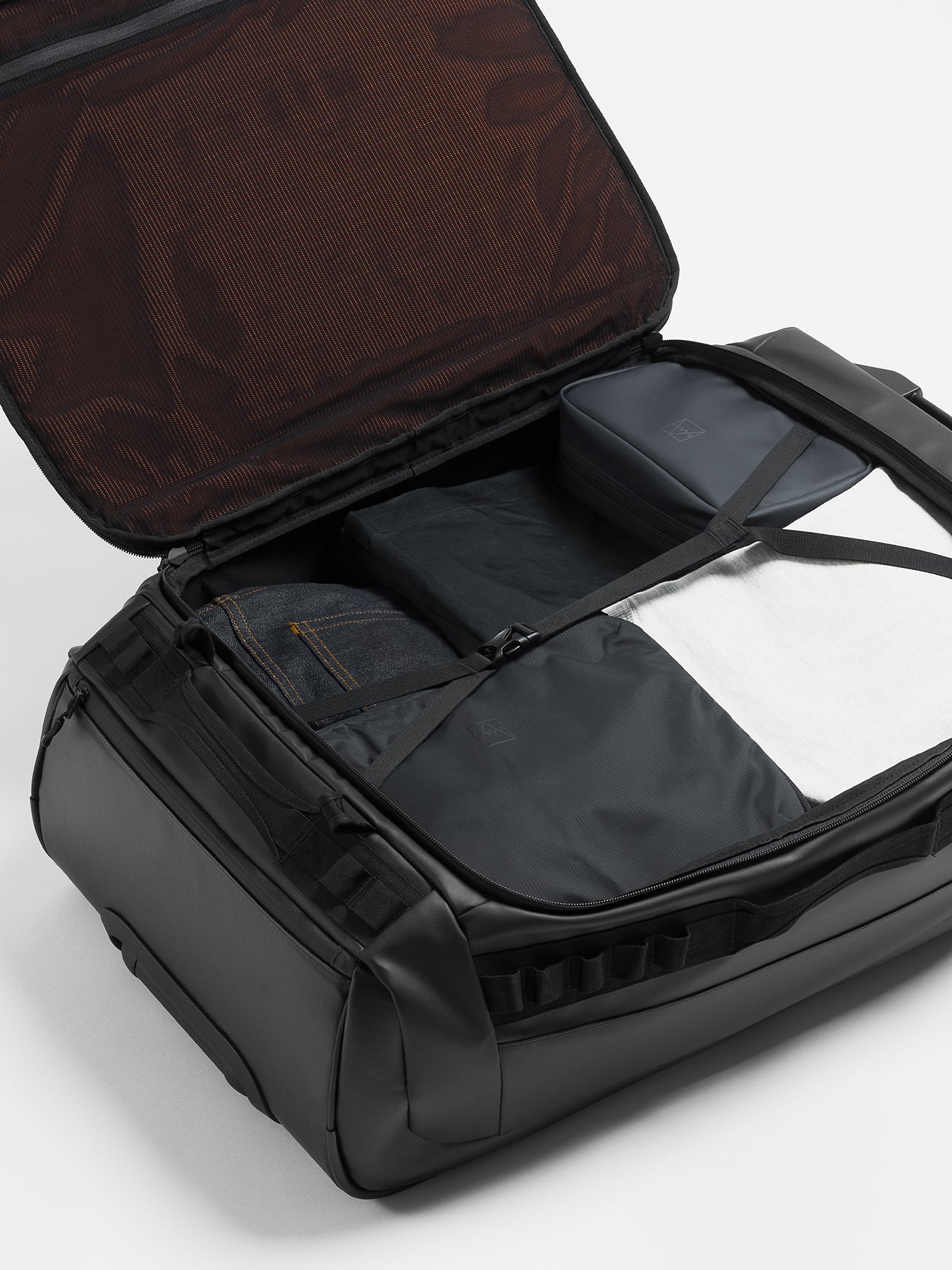 The Wheeled Kit Bag 80L Black - Image 5