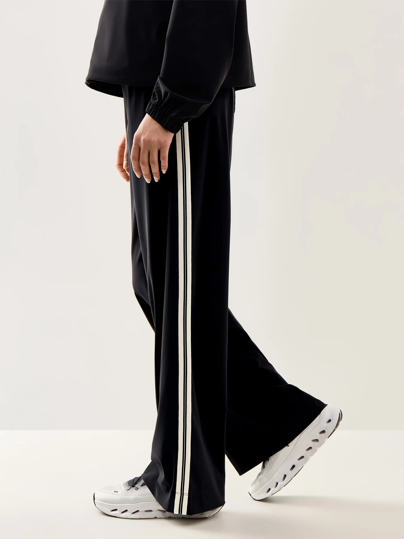 Explorer Side Stripe Wide Leg Black - Image 4