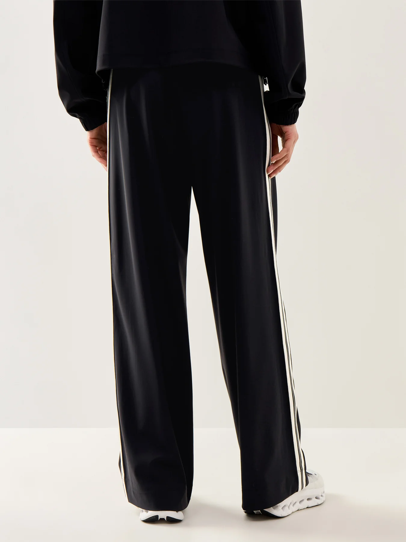Explorer Side Stripe Wide Leg Black - Image 5