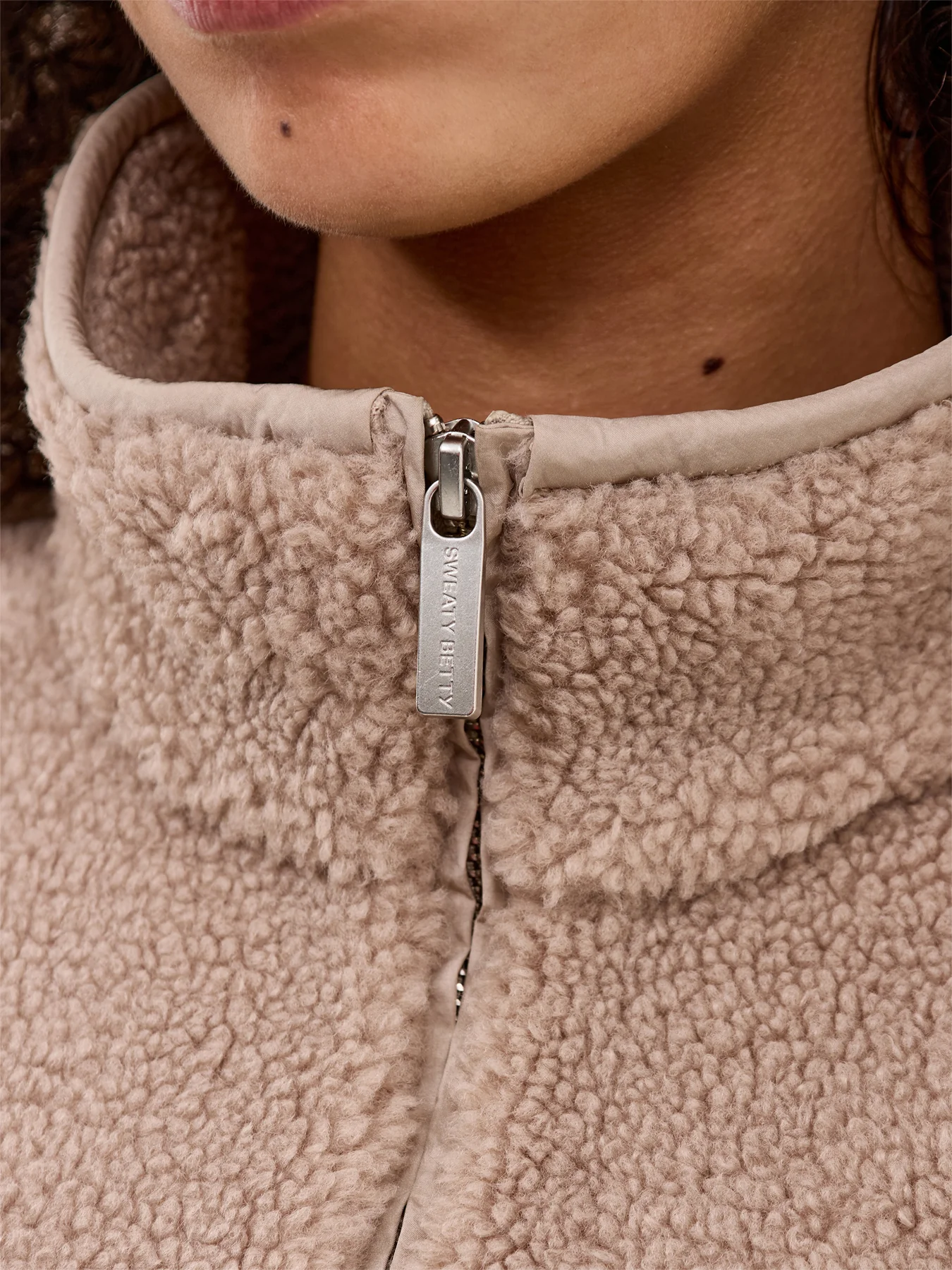 Textured Plush Zip-Up Jacket Beige - Image 3
