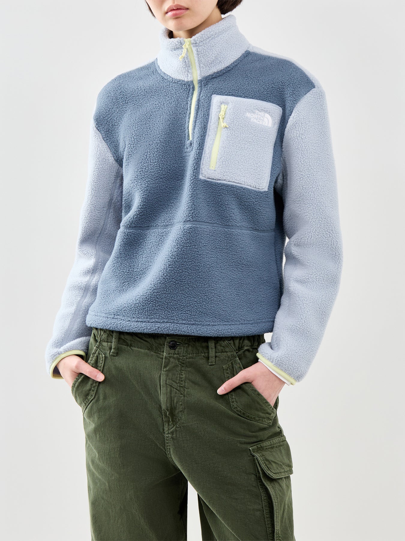 W Yumiori 1/4 Zip Granite Grey/Frost Grey - Image 4