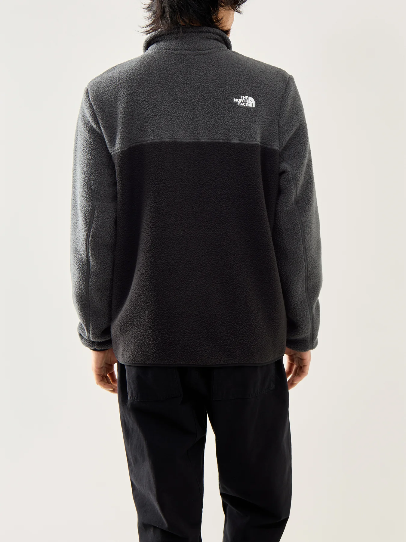 Yumiori Quarter Zip Black - Image 5