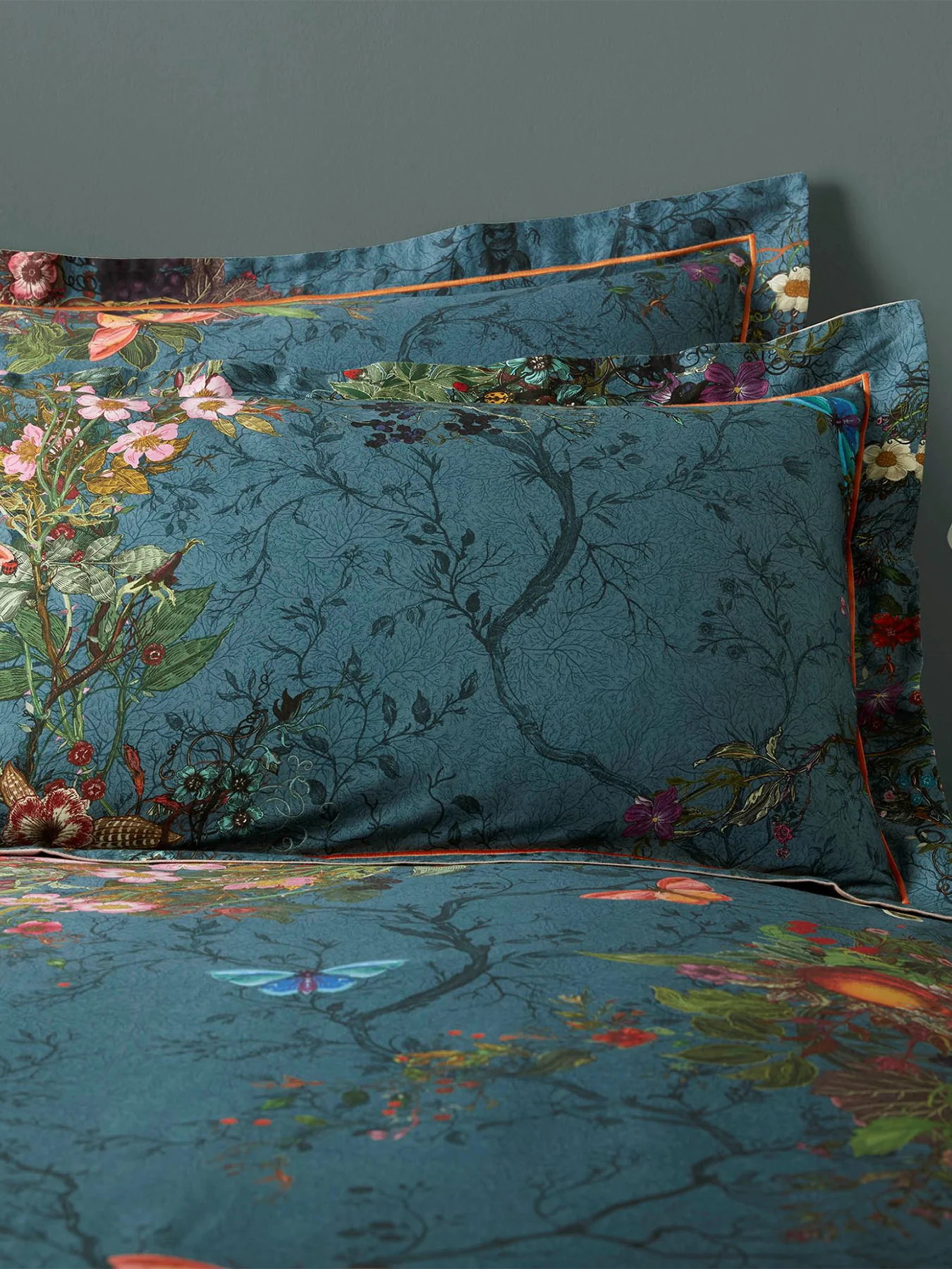 Bloomsbury Garden Duvet Cover Set Blue - Image 2
