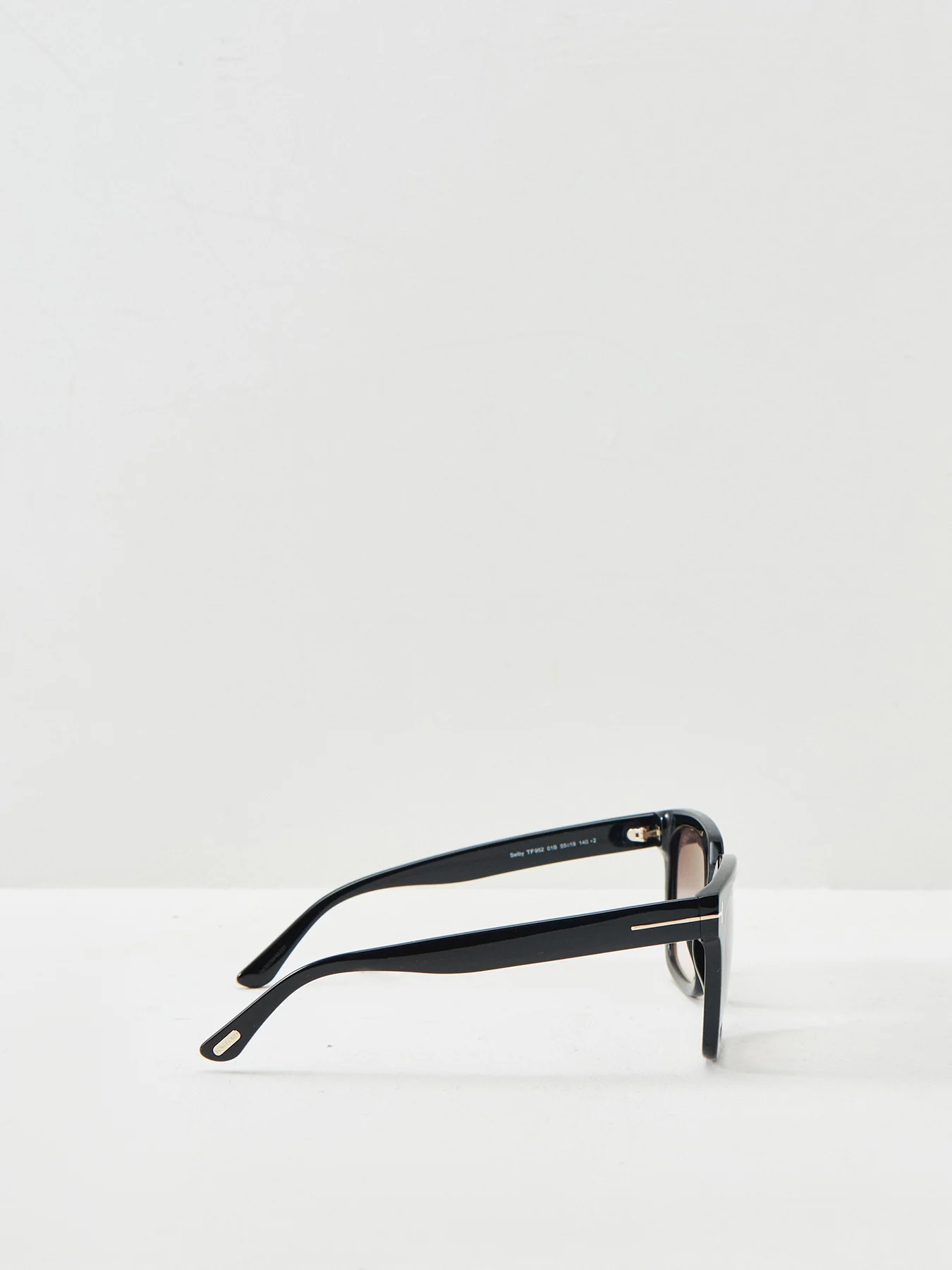 Selby Square Sunglasses Black - Image 2