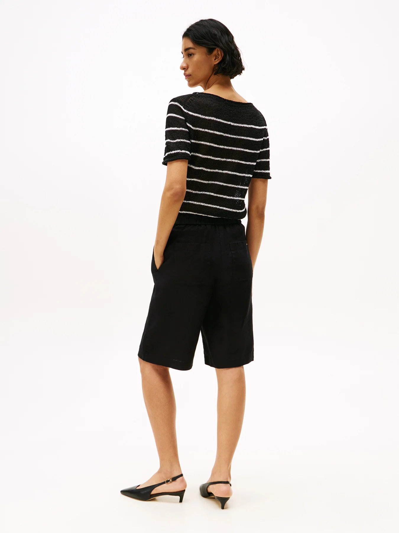 Linen Blend Slim Tailored Shorts - Image 3