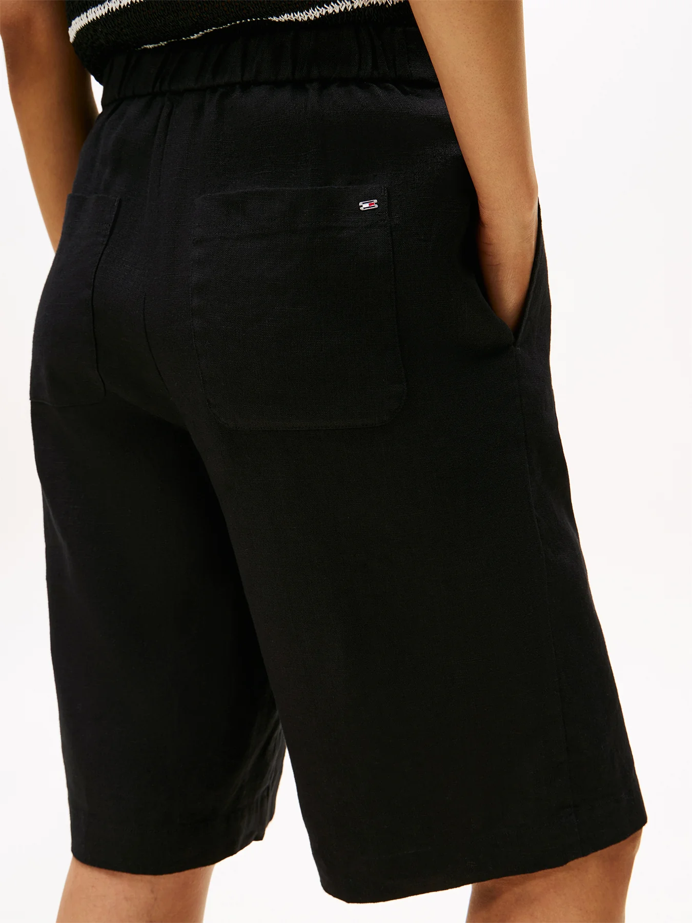 Linen Blend Slim Tailored Shorts - Image 5