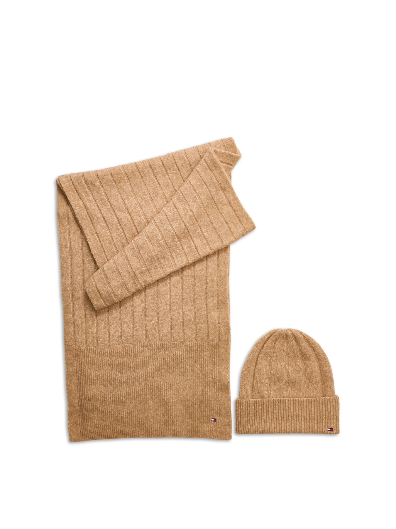 TH Flag Fluffy Beanie & Scarf Gift Set Beige
