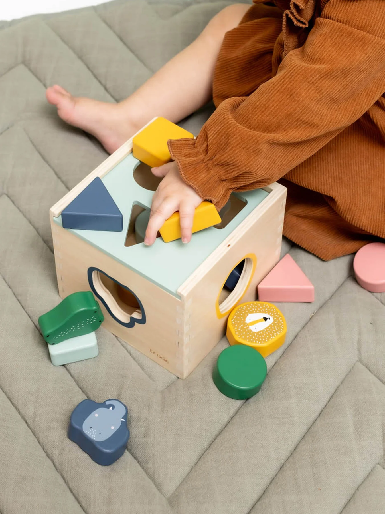 Wooden Shape Sorter Toy - Image 3