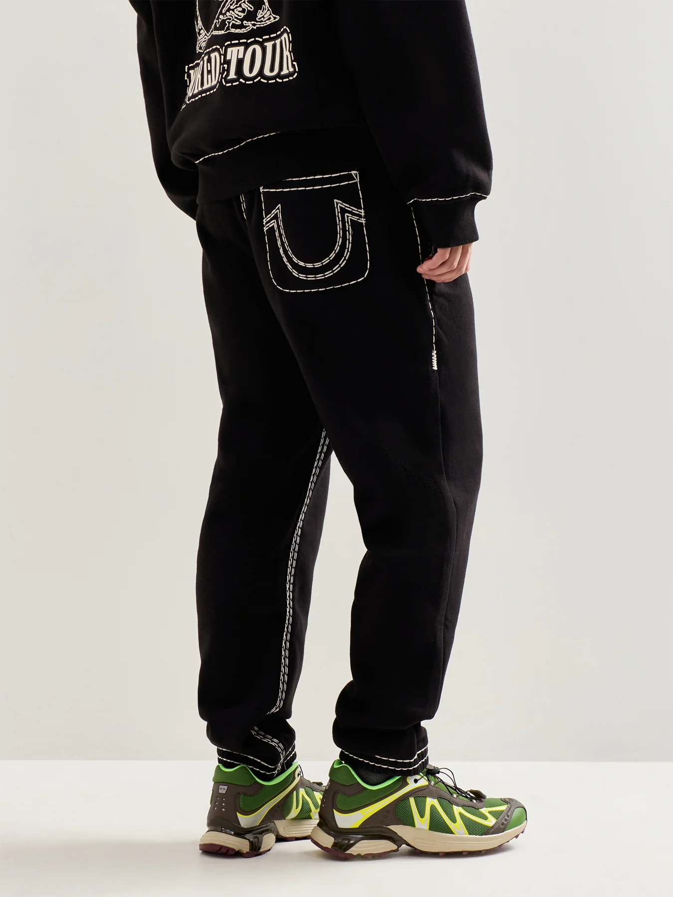 Super Qt Jogger Black - Image 5