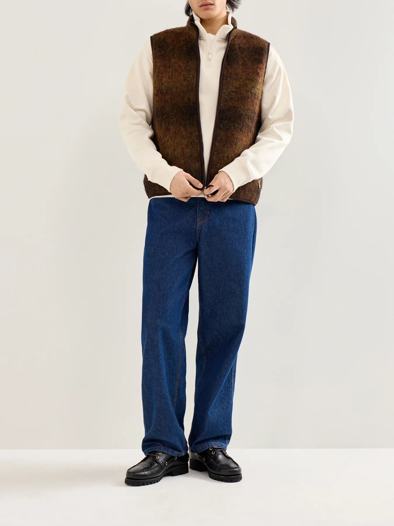 Climbing Gilet Brown - Image 2