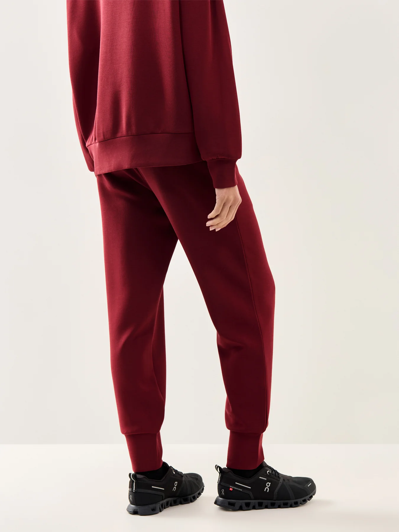 The Slim Cuff Pant 27.5 New Maroon - Image 5