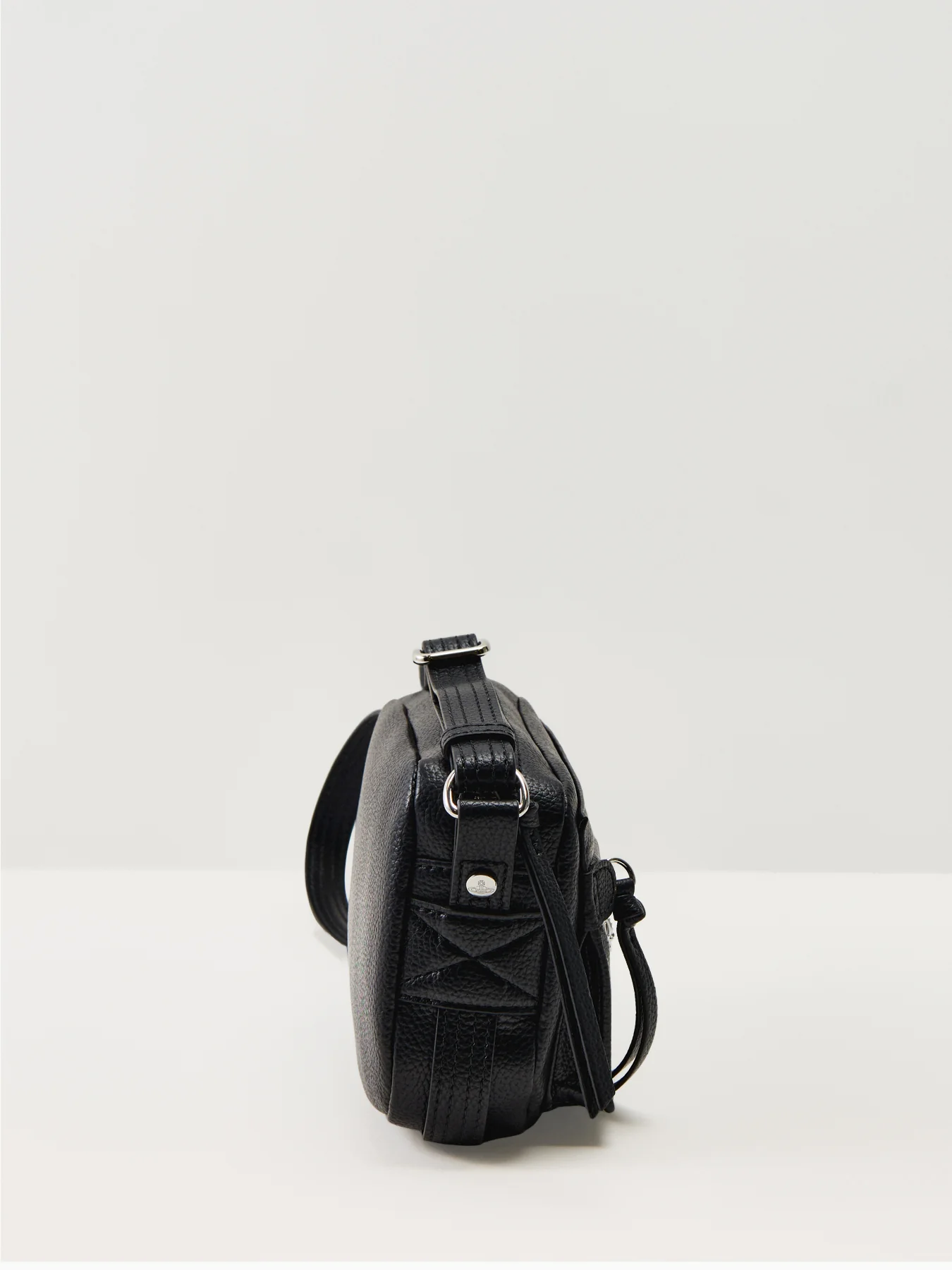 Hannah Crossbody Black - Image 4