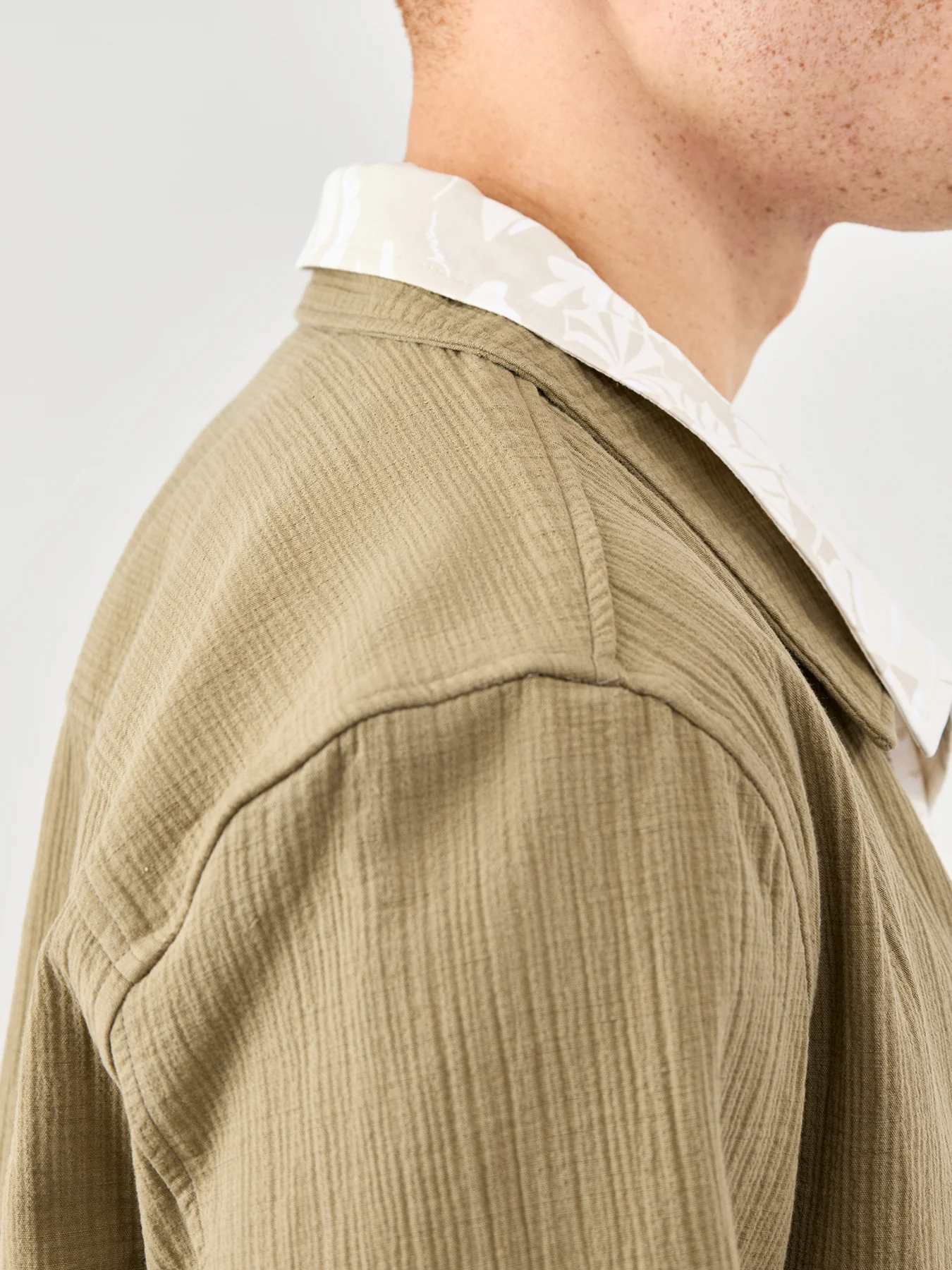 Eldon Chore Jacket Khaki - Image 3