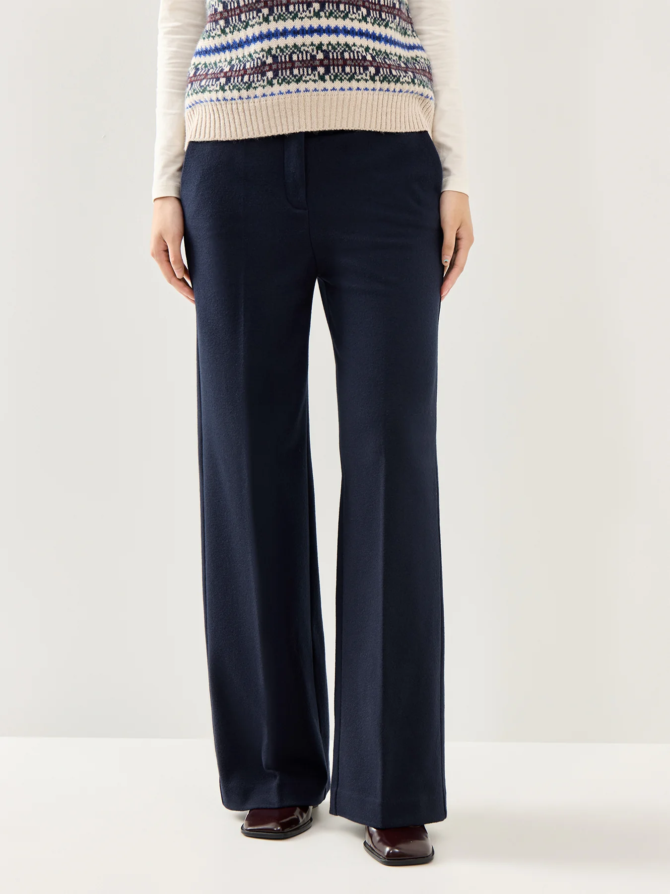 Zelota Straight Wide Leg Trouser Navy - Image 4