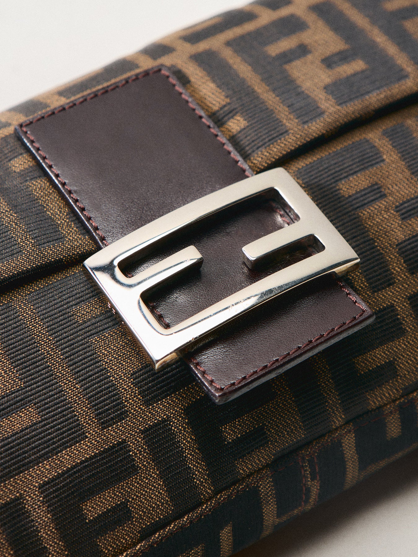 Vintage Fendi Zucca Baguette Bag Brown - Image 5