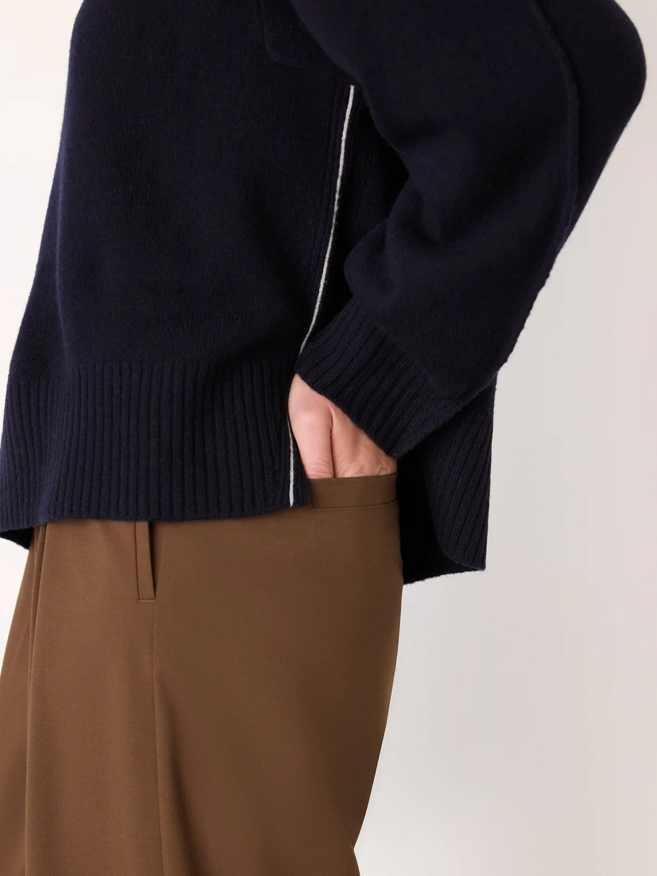 Side Stripe Detail Wool Knit Blue - Image 2