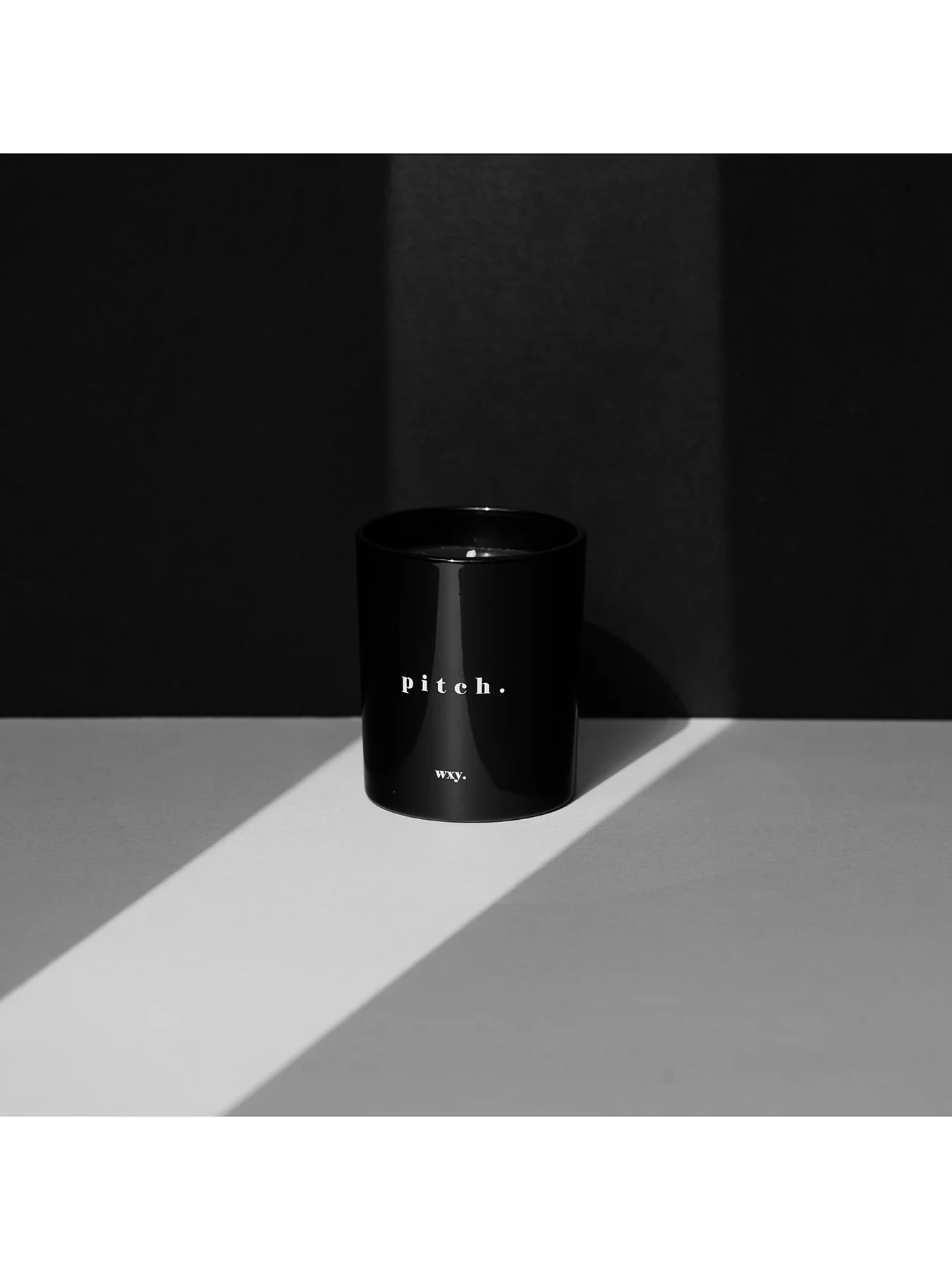 Pitch 200g Candle Black - Image 2